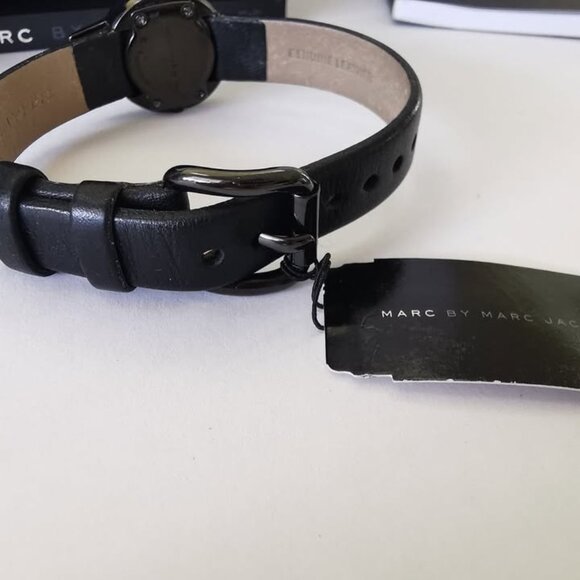 Marc Jacobs Boston Terrier Watch - Picture 2 of 11